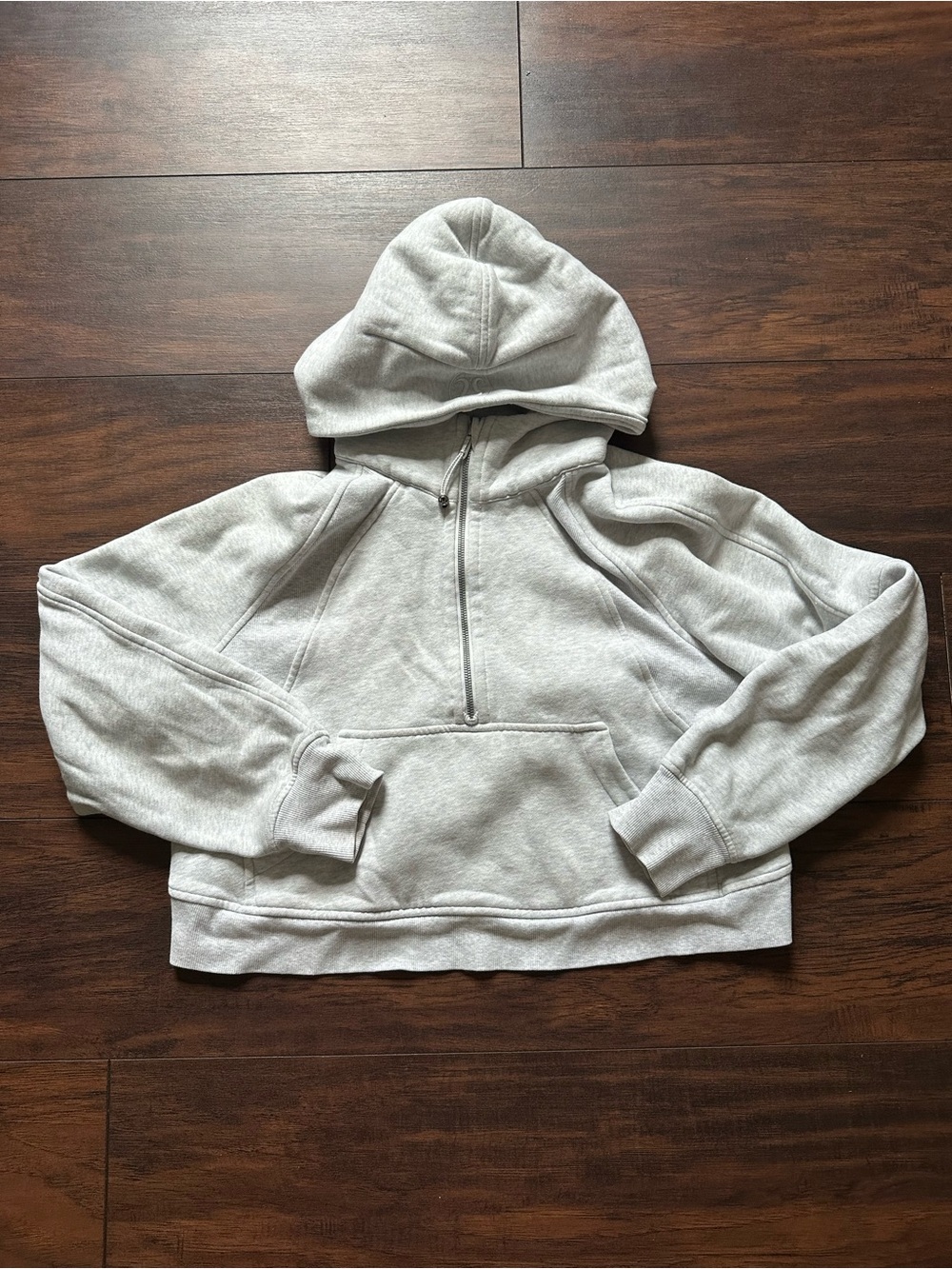 Lululemon Cropped Scuba